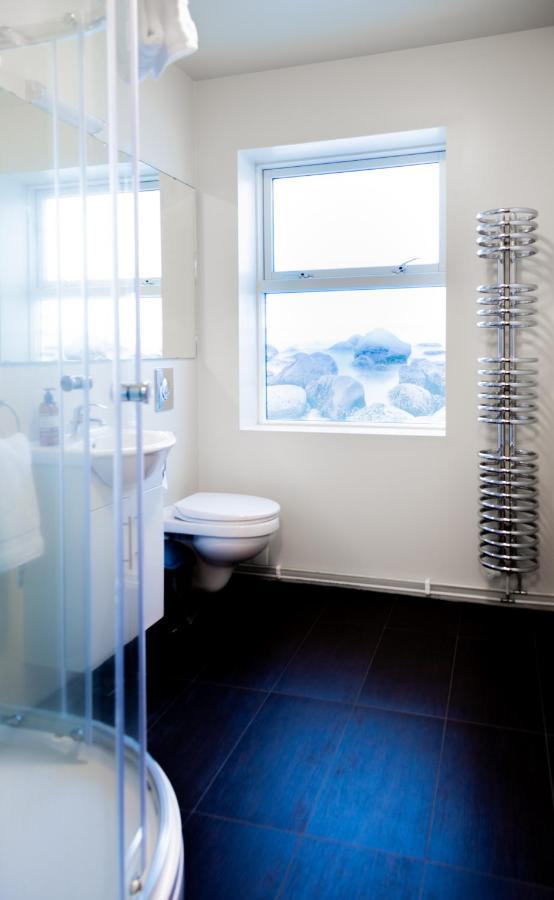 Westman Islands Inn Vestmannaeyjar Buitenkant foto