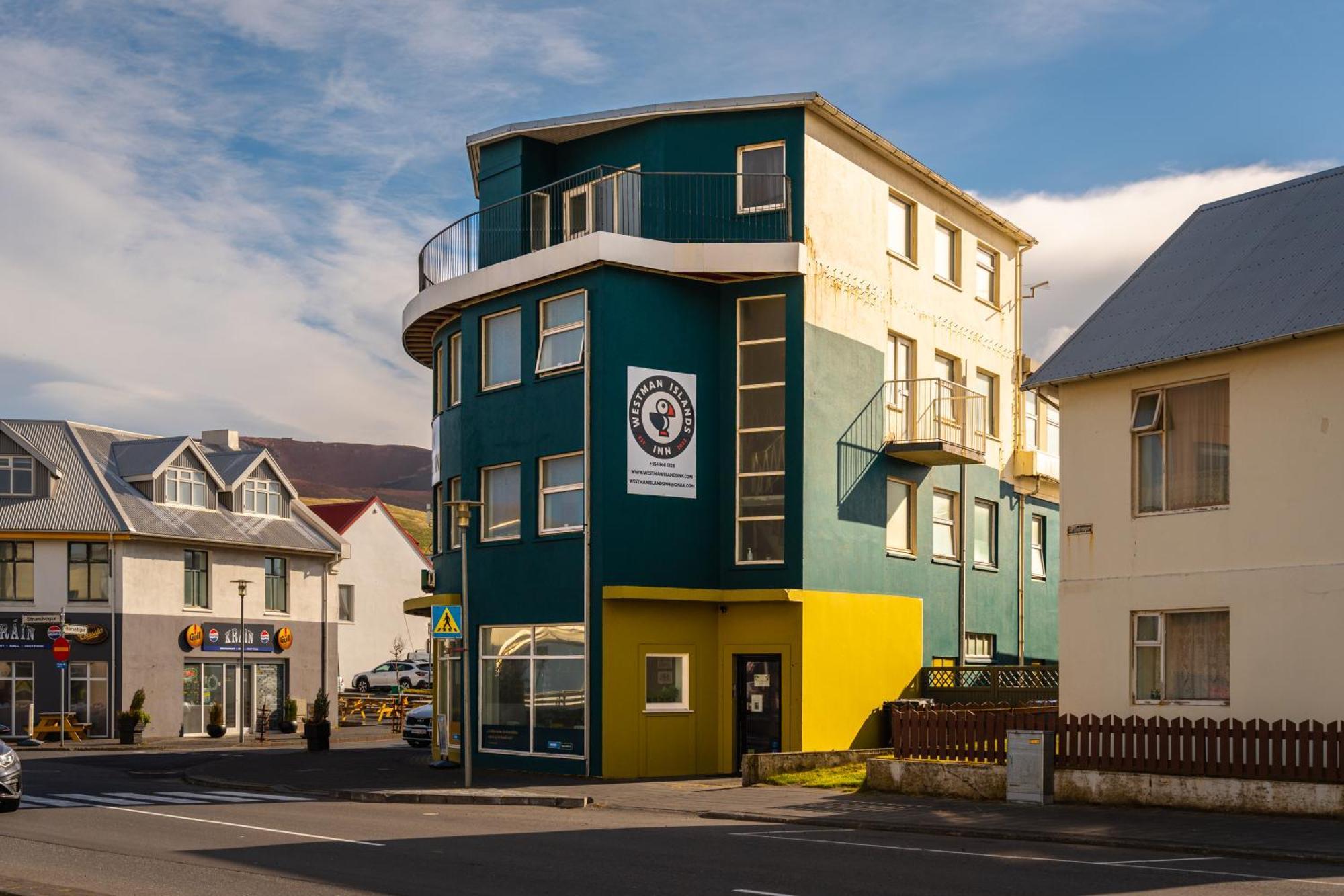 Westman Islands Inn Vestmannaeyjar Buitenkant foto